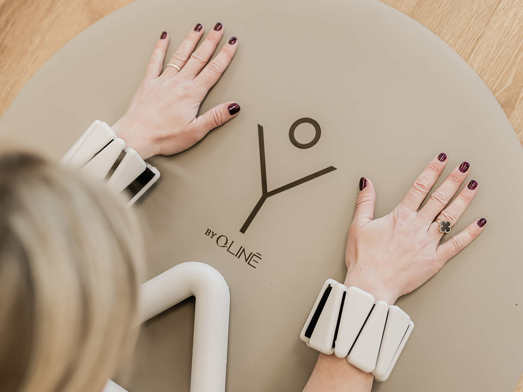 Individuální lekce na míru v Y studiu Brno-Komárov Detail cvičení v Y studiu Brno – individuální přístup a pomůcky pro pilates a jógu